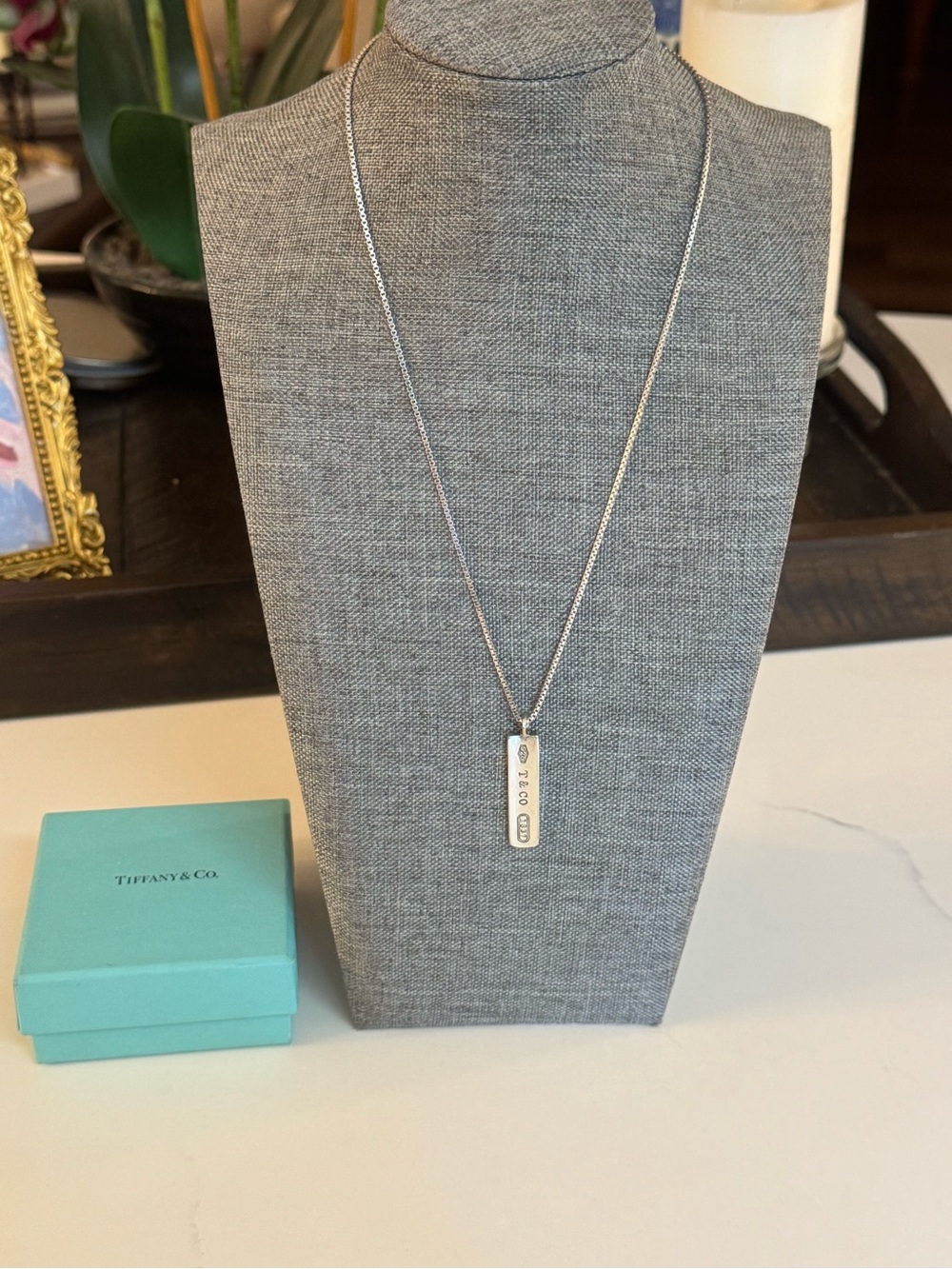 🩶🩵AUTHENTIC TIFFANY & CO. 1987 SILVER BAR PENDANT WITH BOX CHAIN! 🩵🩵